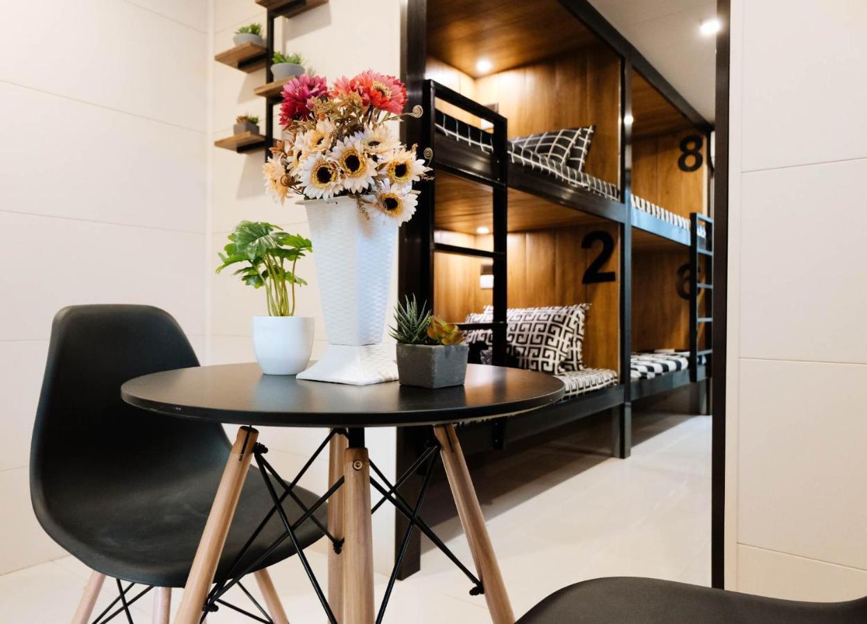 J & J Homestay Đảo Đảo Coron Ngoại thất bức ảnh