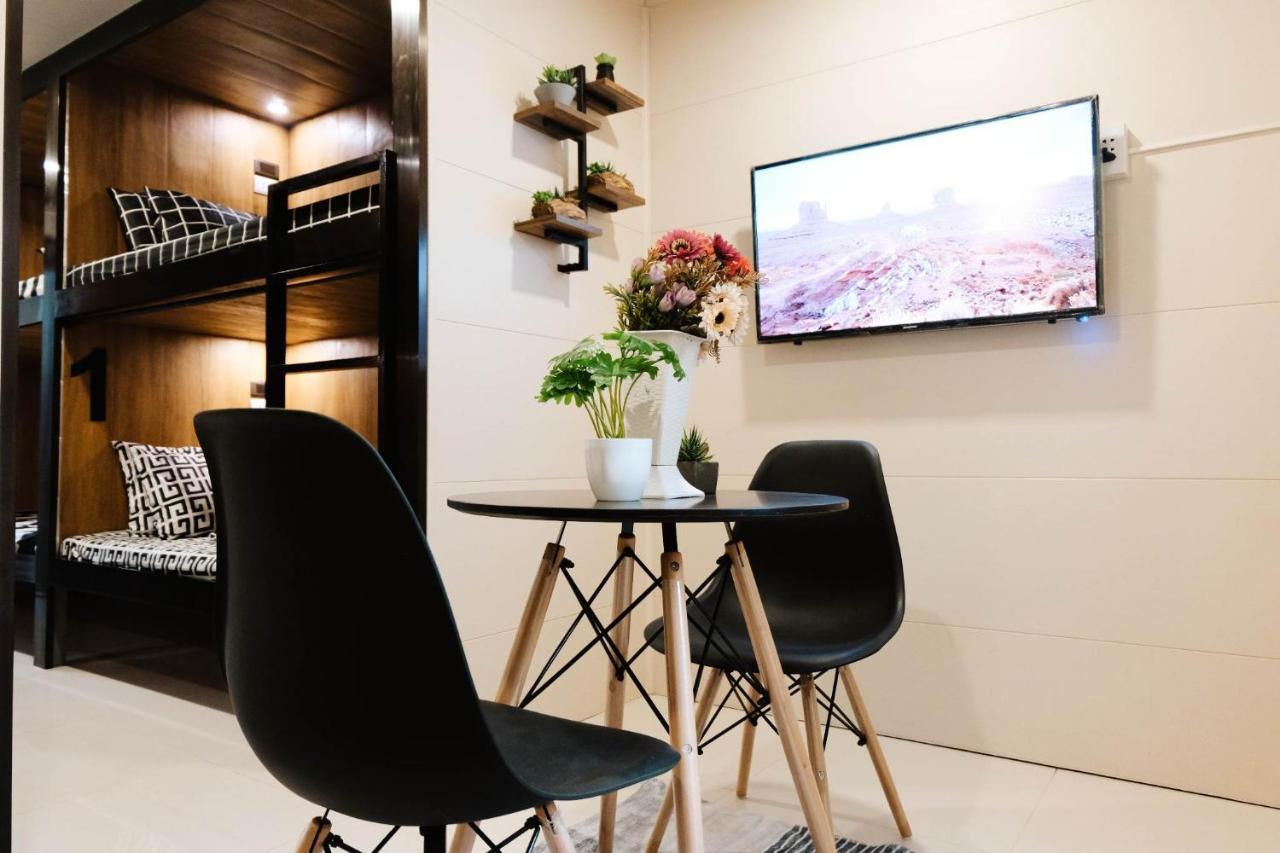 J & J Homestay Đảo Đảo Coron Ngoại thất bức ảnh