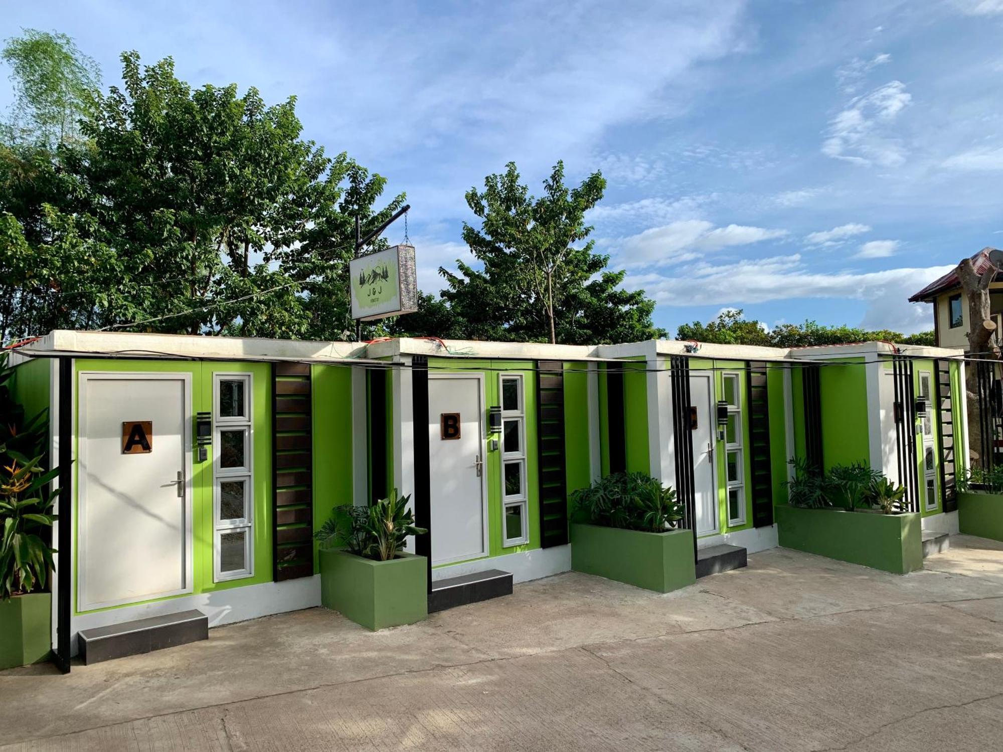 J & J Homestay Đảo Đảo Coron Ngoại thất bức ảnh